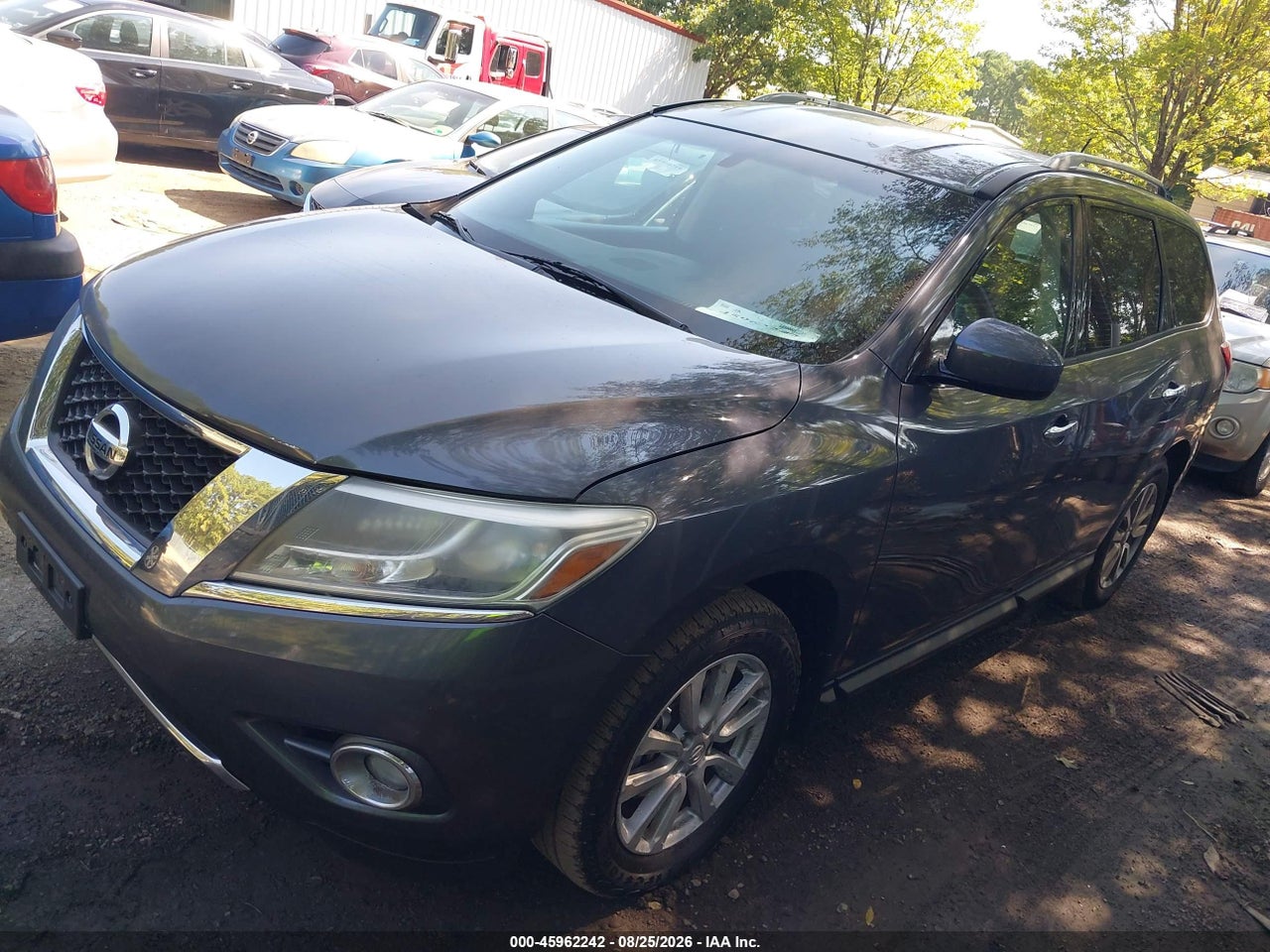 2014 NISSAN PATHFINDER SV · 2/11