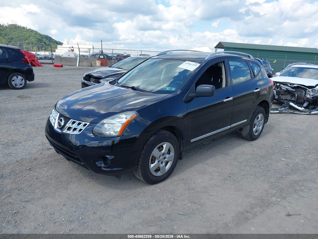 2015 NISSAN ROGUE SELECT S · 2/11