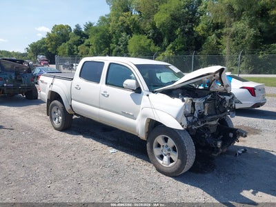 3TMLU4EN1FM****** · 2015 TOYOTA TACOMA BASE V6
