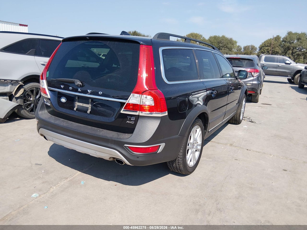 2016 VOLVO XC70 T5 PREMIER · 4/11