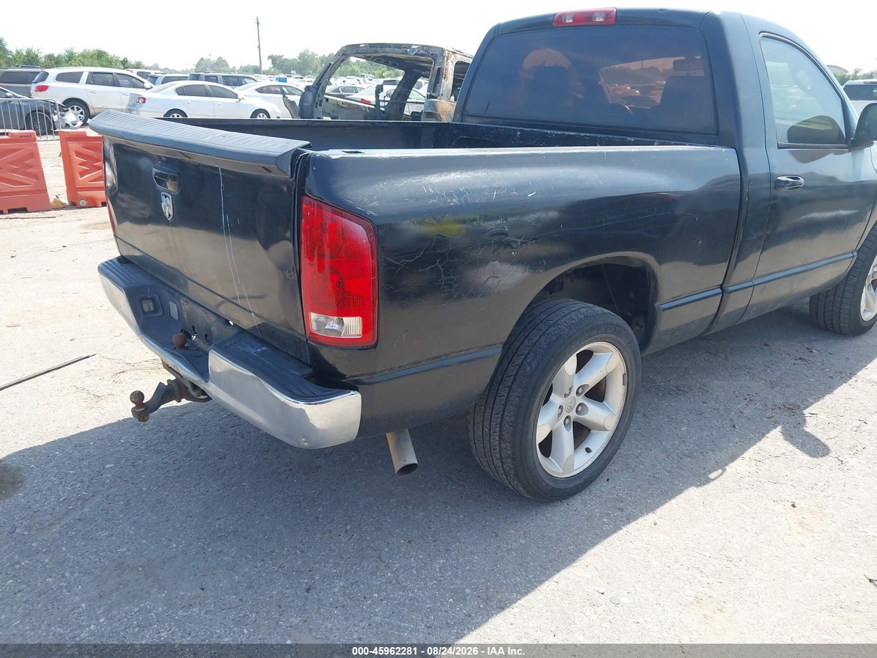 2006 DODGE RAM 1500 ST · 4/11