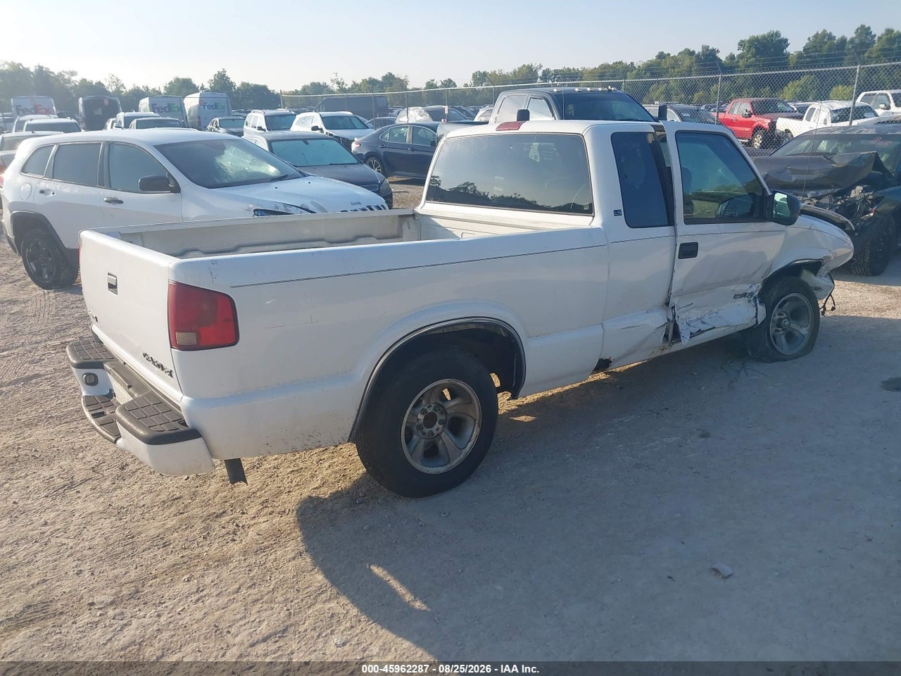 2002 CHEVROLET S-10 LS · 4/11