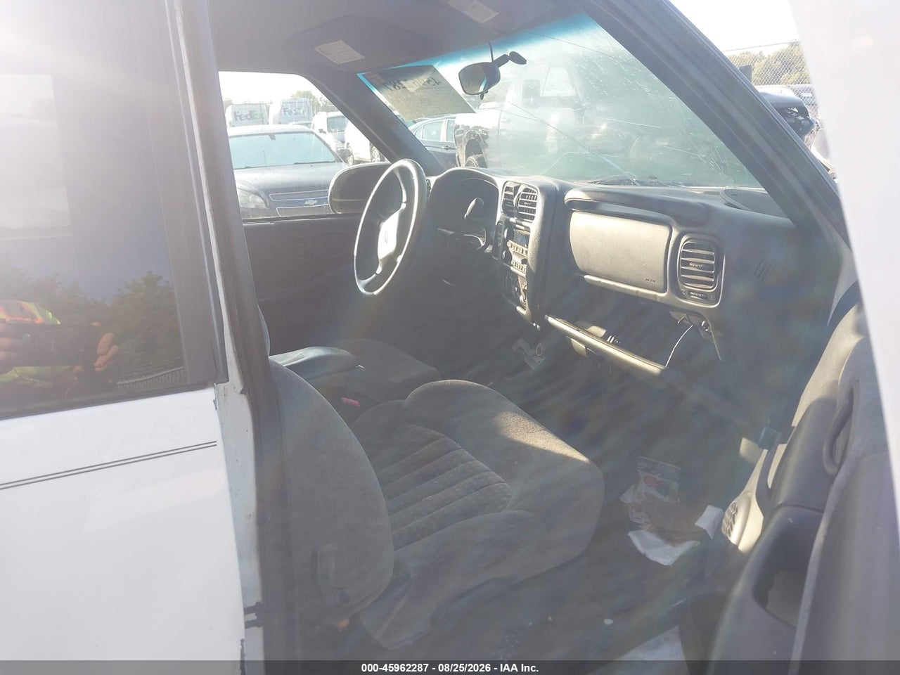 2002 CHEVROLET S-10 LS · 5/11