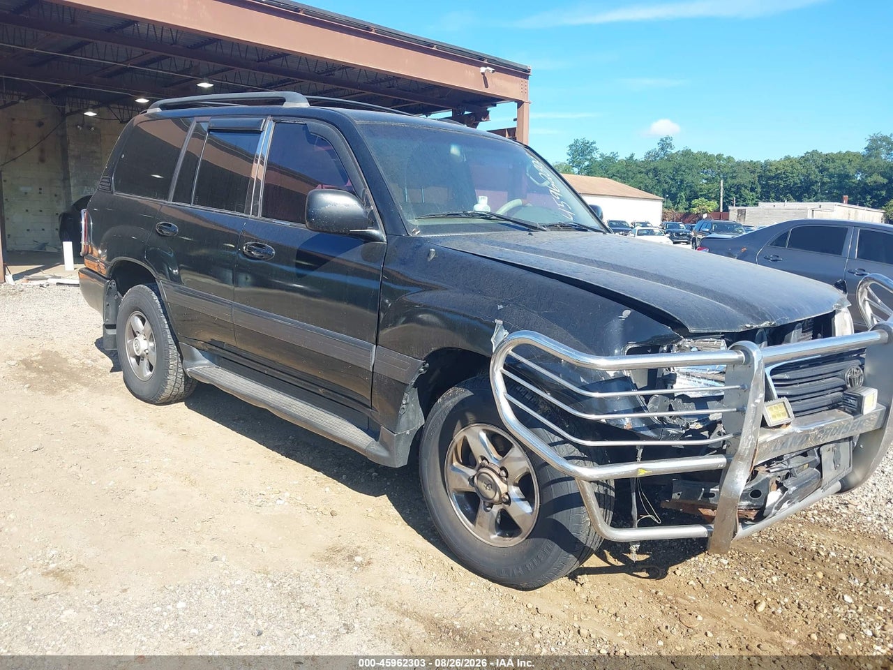 2002 TOYOTA LAND CRUISER