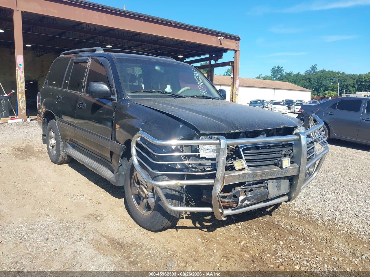 2002 TOYOTA LAND CRUISER   · 6/11