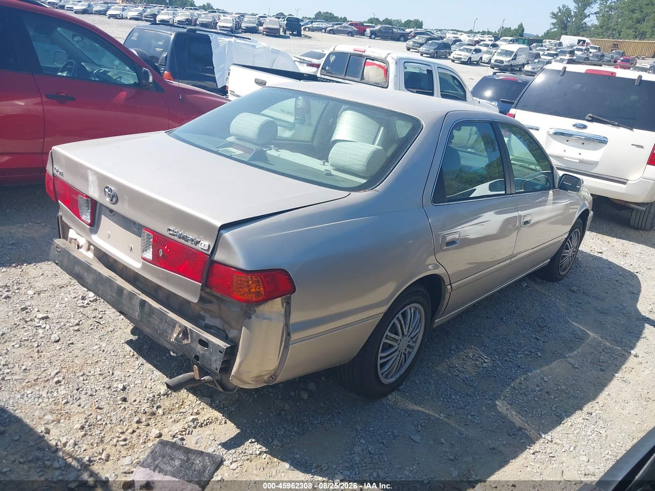 2001 TOYOTA CAMRY CE · 4/11