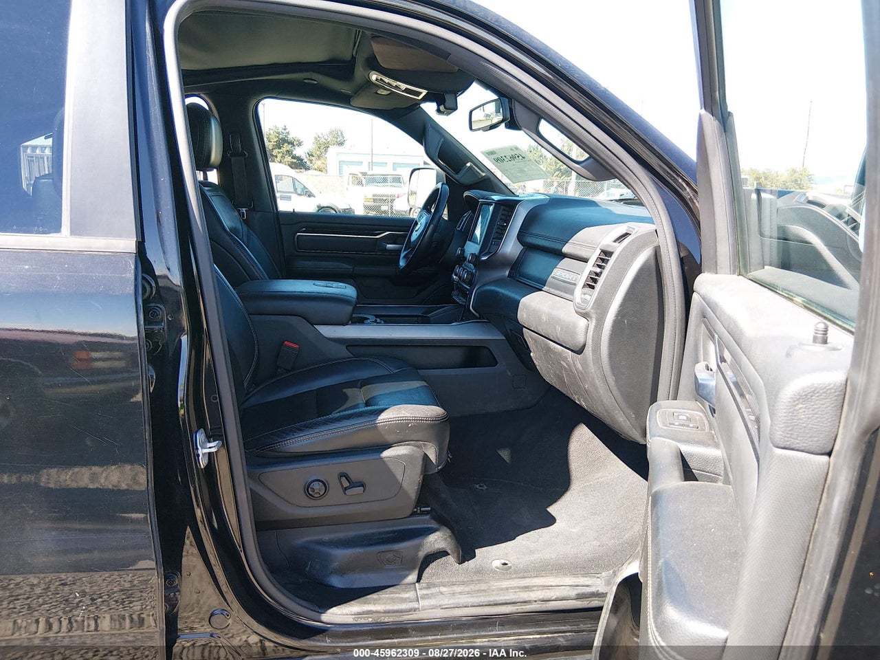2019 RAM 1500 SPORT · 5/11