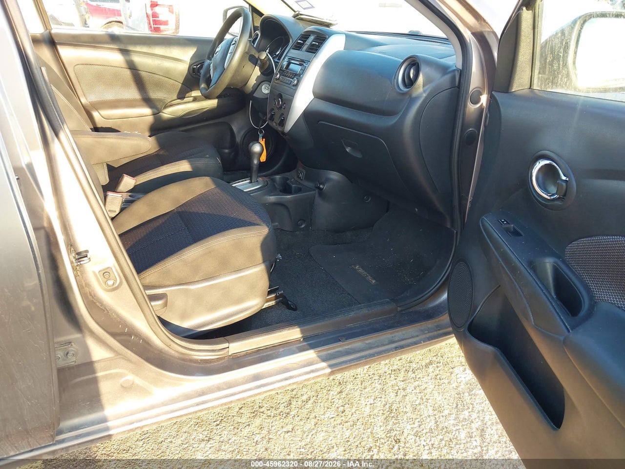 2017 NISSAN VERSA 1.6 SV · 5/11