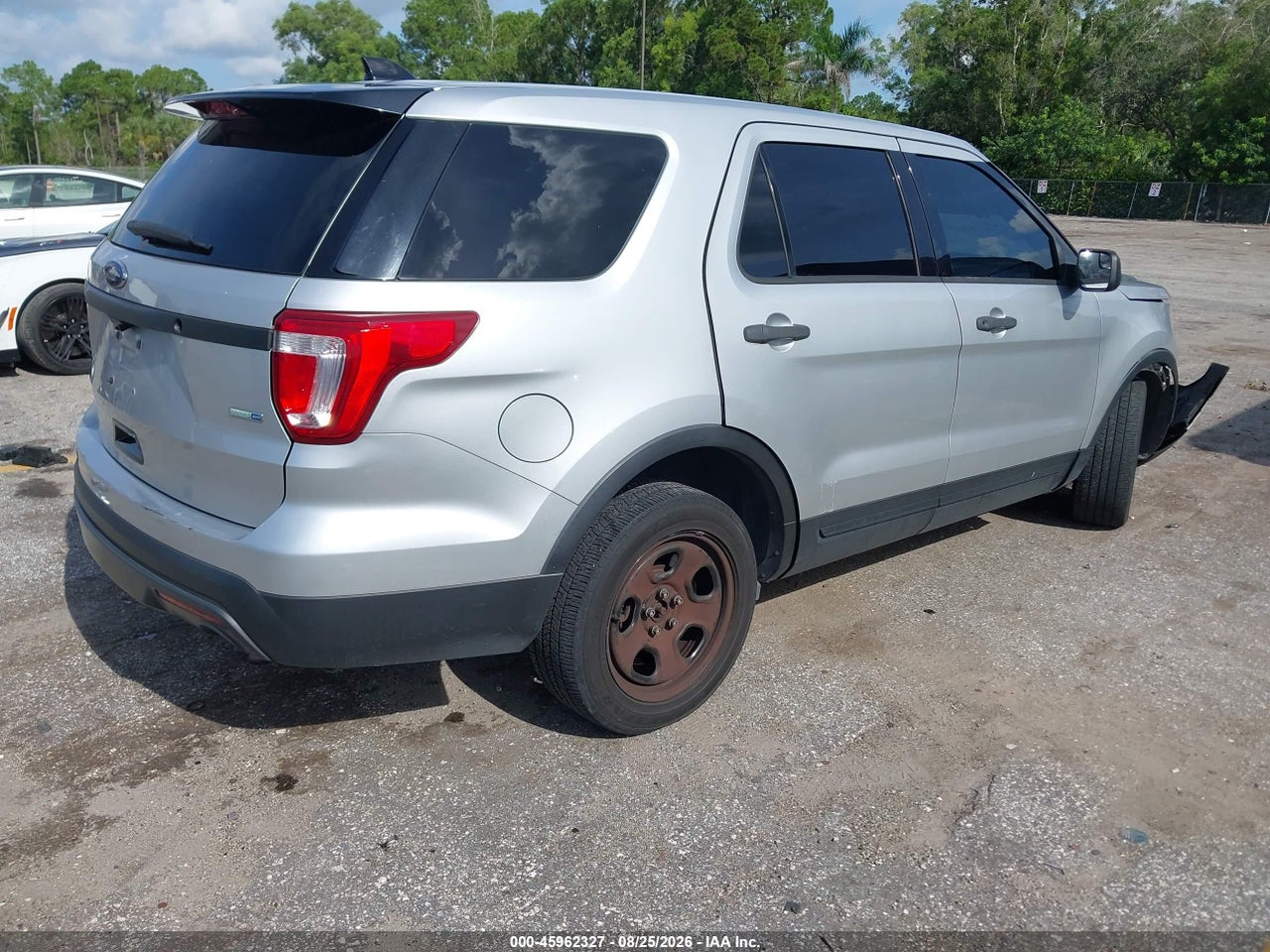 2016 FORD UTILITY POLICE INTERCEPTOR · 4/11