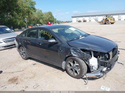 3KPF24AD0ME****** · 2021 KIA FORTE LXS