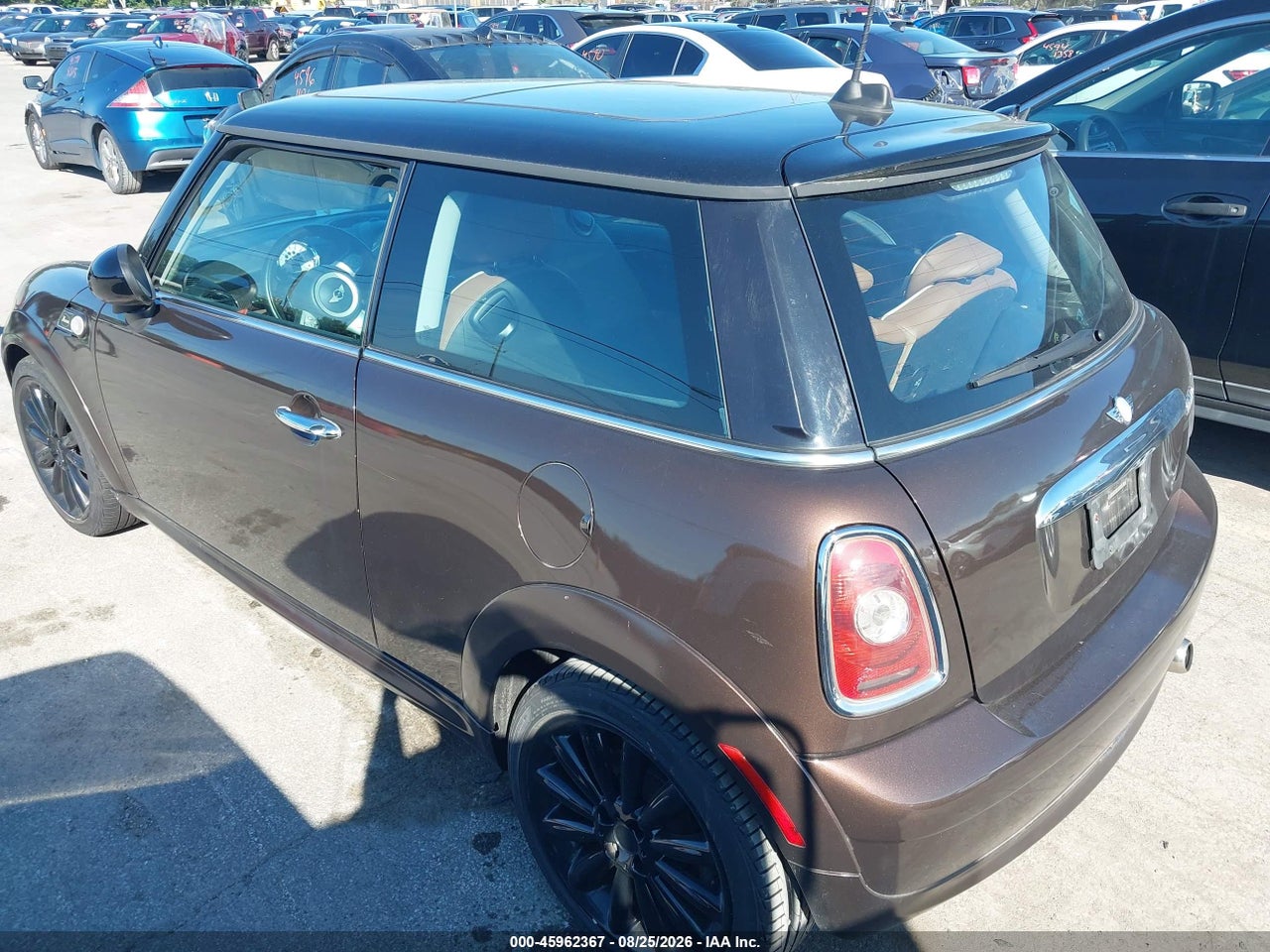 2010 MINI COOPER   · 3/11