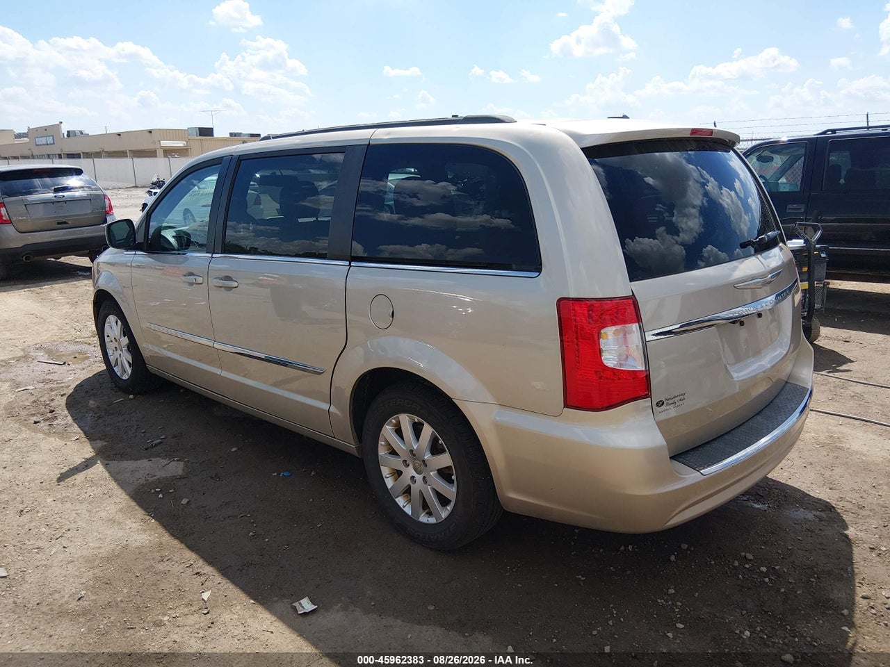 2013 CHRYSLER TOWN &amp; COUNTRY TOURING · 3/11