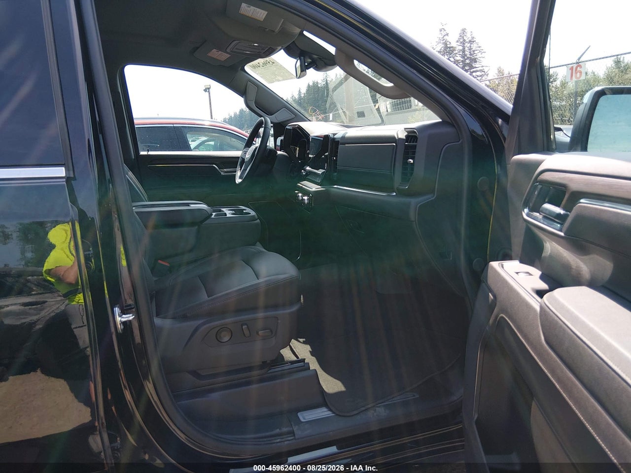2026 GMC SIERRA 1500 , SHORT BED, SLT, 4WD · 5/11