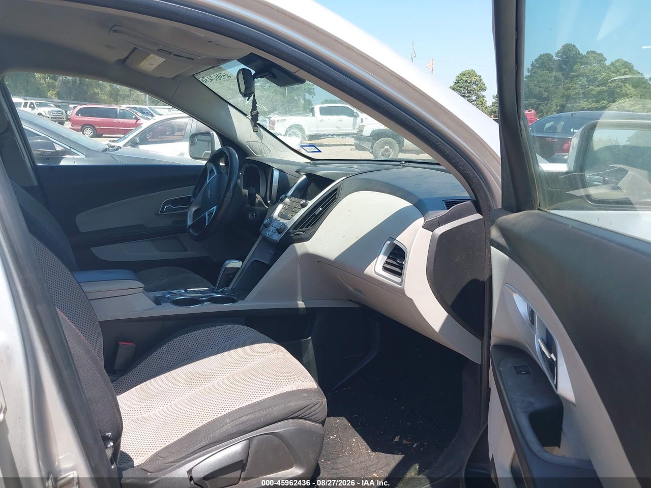 2012 CHEVROLET EQUINOX LT W/1LT · 5/10