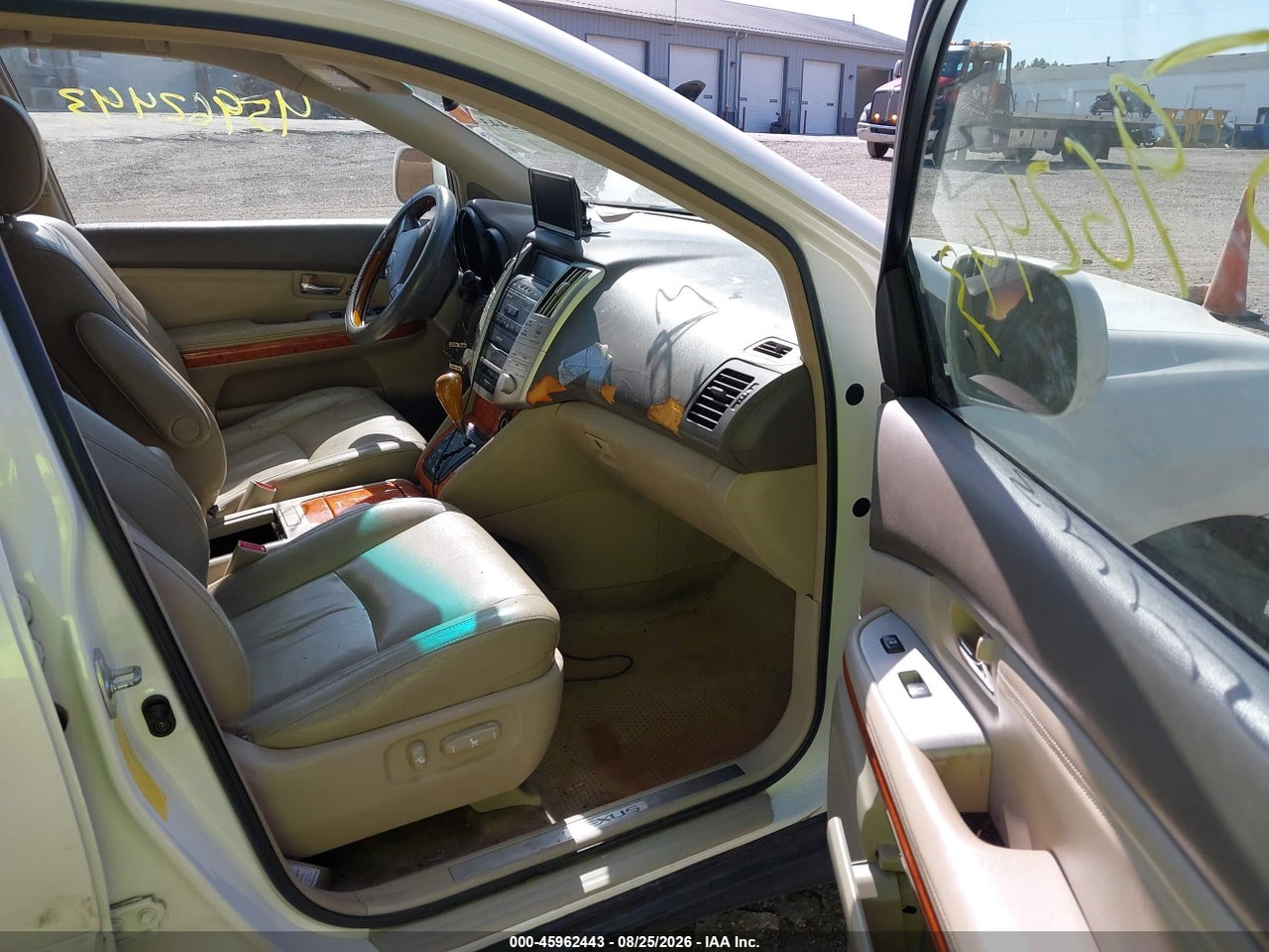 2005 LEXUS RX 330 · 5/10