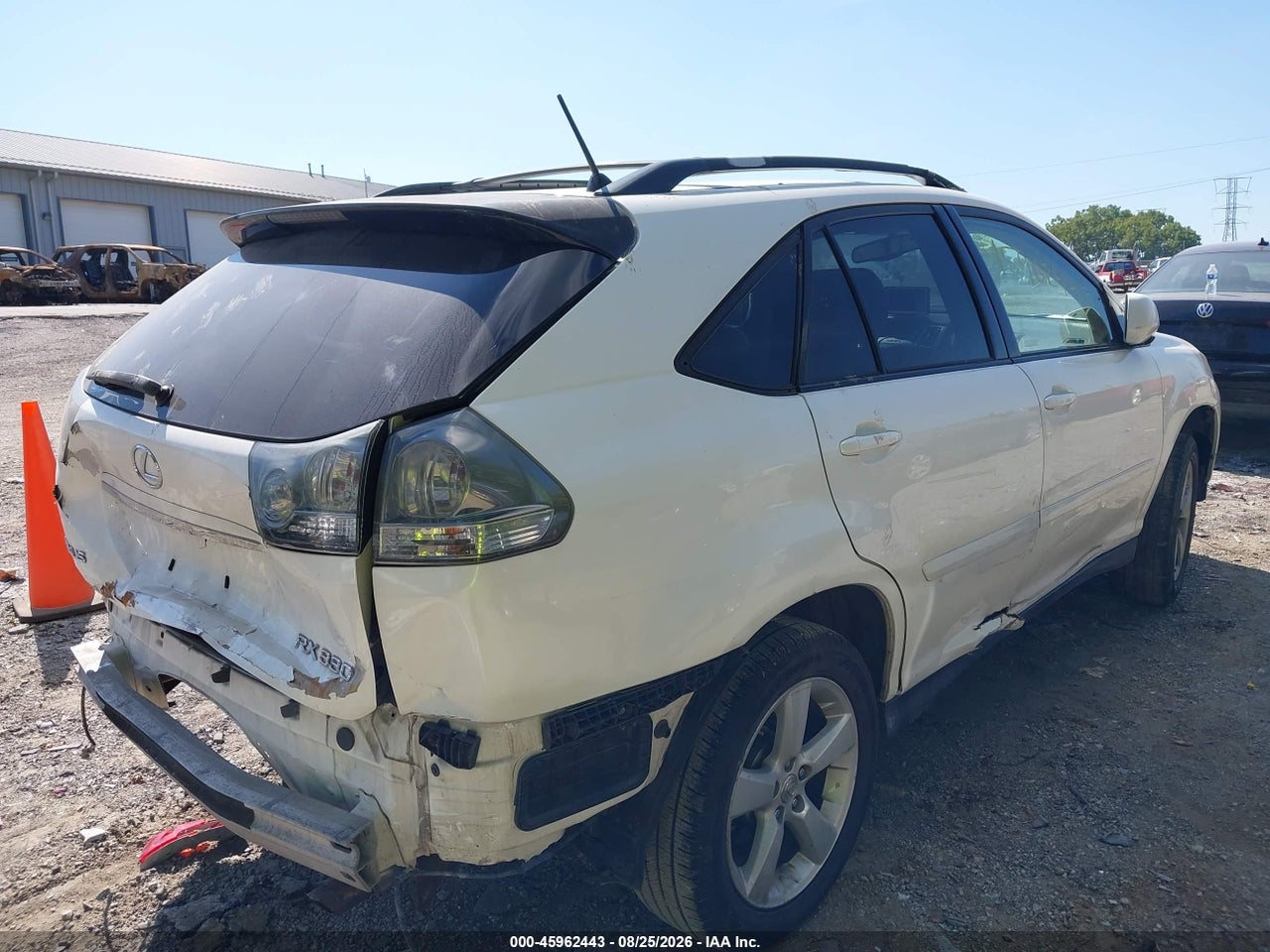 2005 LEXUS RX 330 · 6/10