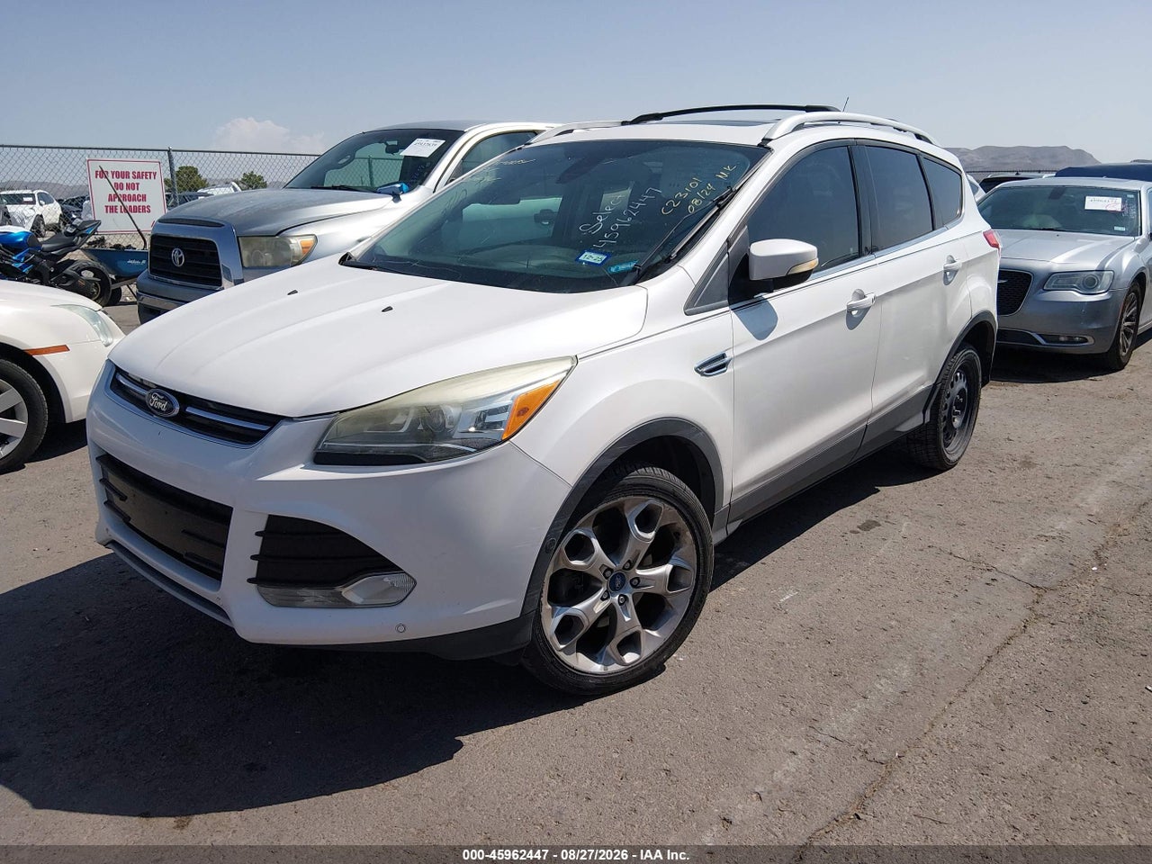 2013 FORD ESCAPE TITANIUM · 2/10