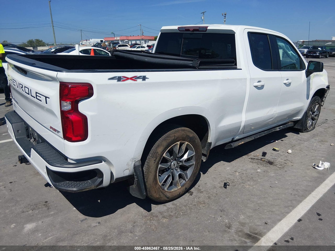 2020 CHEVROLET SILVERADO 1500 4WD  STANDARD BED RST · 4/11