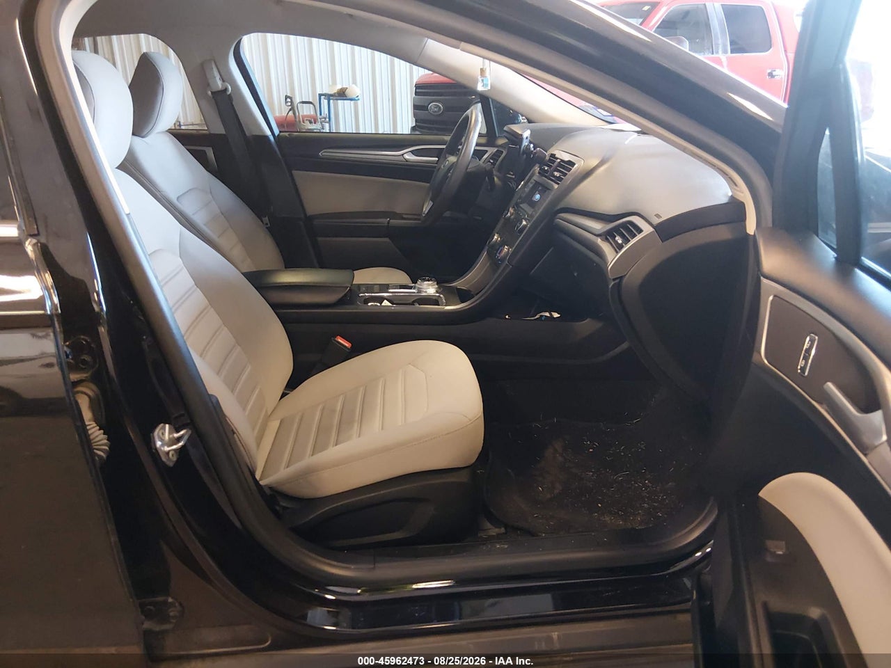 2020 FORD FUSION S · 5/11