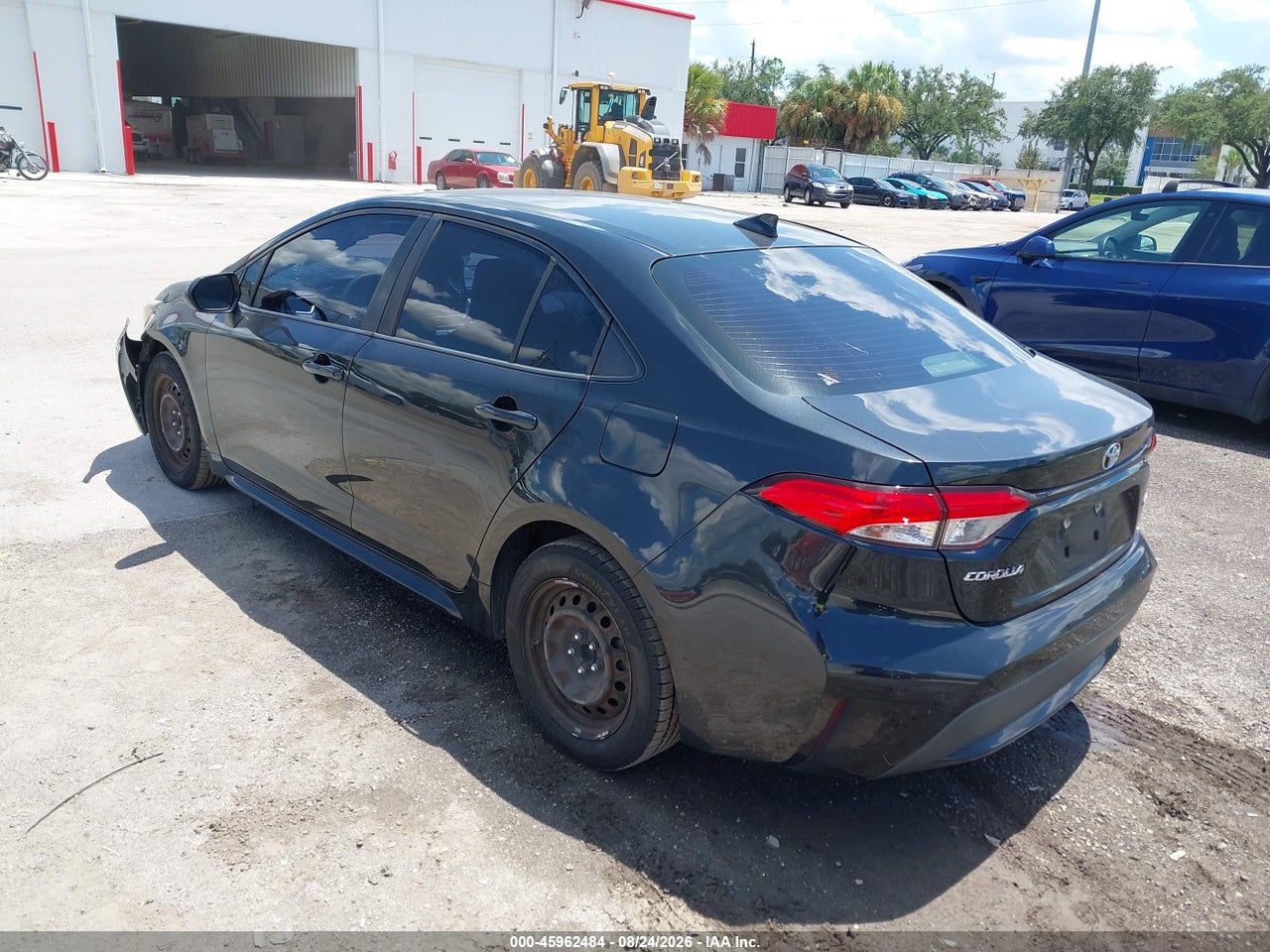 2020 TOYOTA COROLLA LE · 3/4