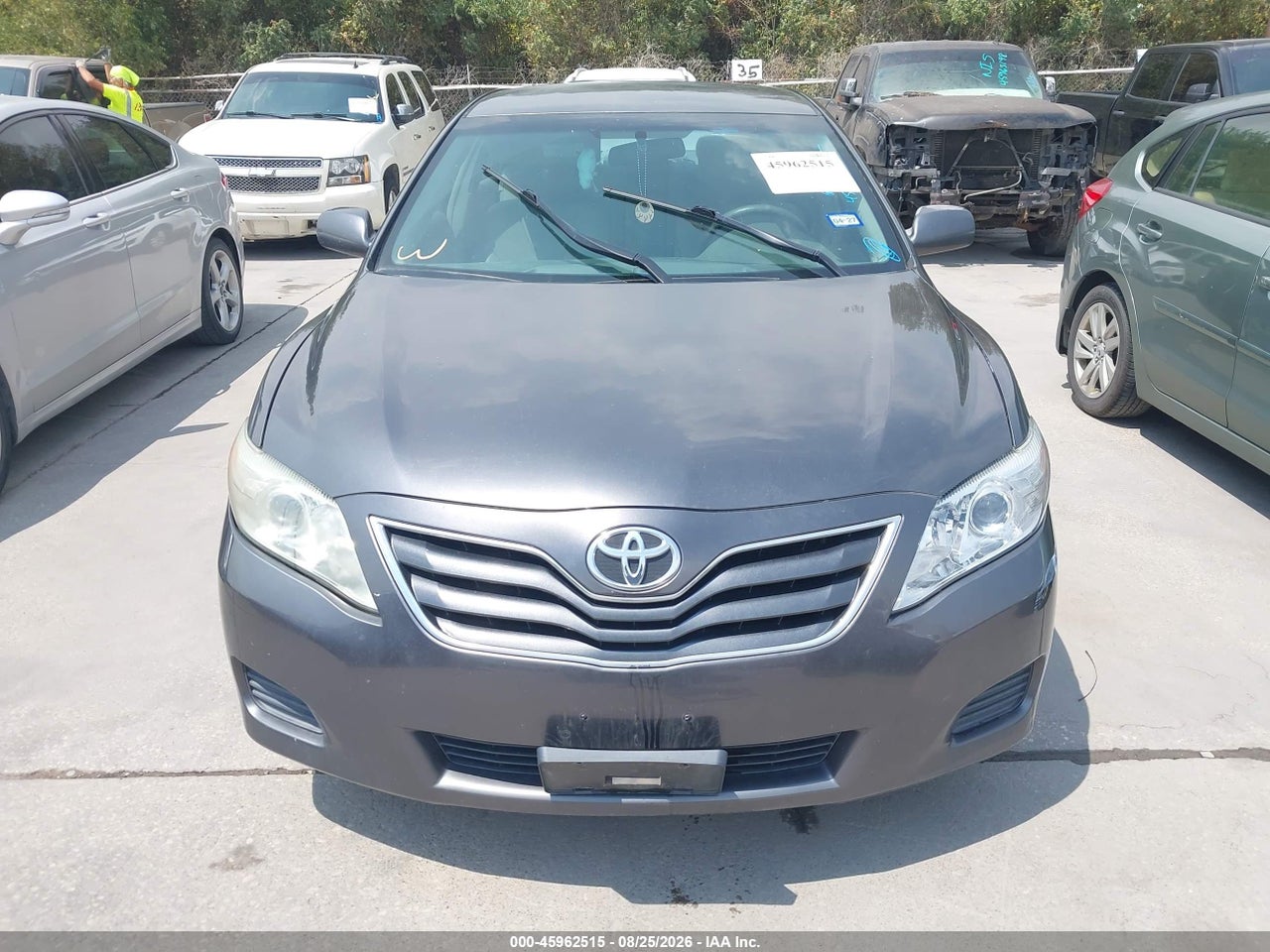 2011 TOYOTA CAMRY LE · 6/11