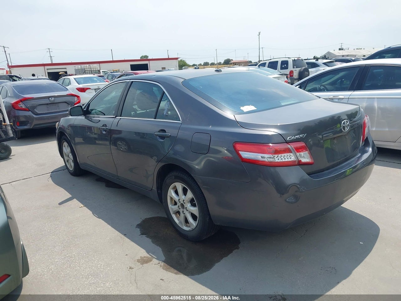 2011 TOYOTA CAMRY LE · 3/11
