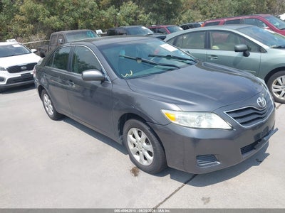 4T4BF3EK8BR****** · 2011 TOYOTA CAMRY LE