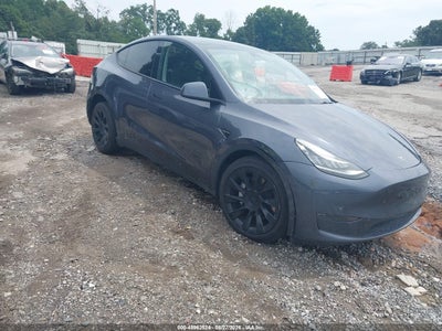 7SAYGDEEXPA****** · 2023 TESLA MODEL Y AWD/LONG RANGE DUAL MOTOR ALL-WHEEL DRIVE