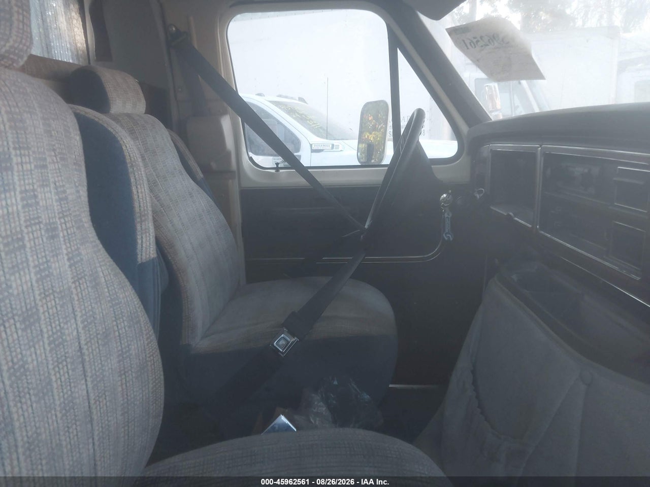 1989 FORD ECONOLINE E350 CUTAWAY VAN · 5/11