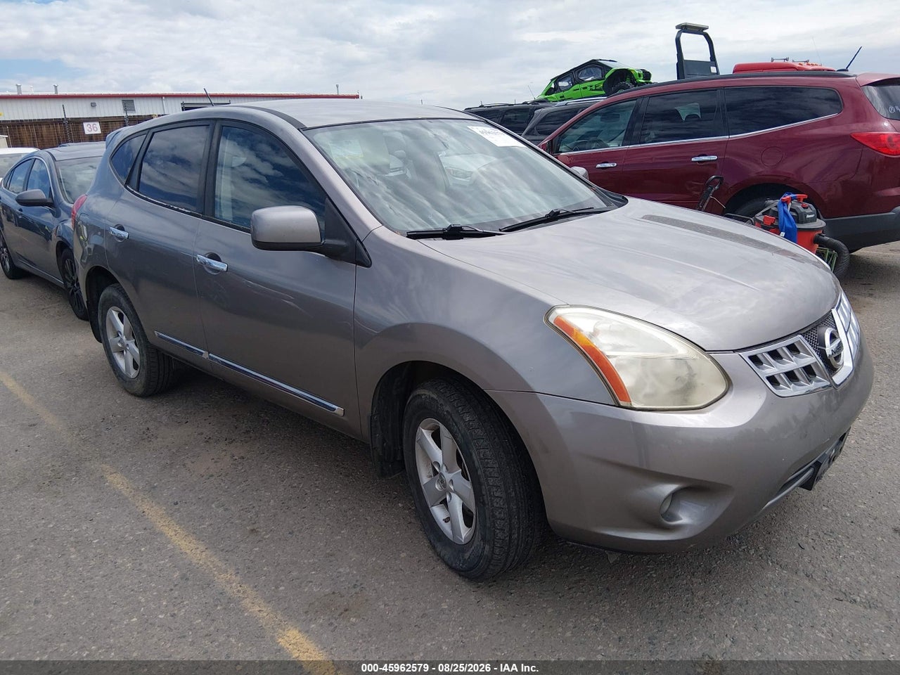 JN8AS5MV0DW****** · 2013 NISSAN ROGUE S