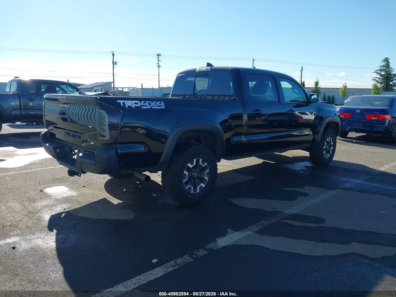 2017 TOYOTA TACOMA TRD OFF ROAD · 4/11