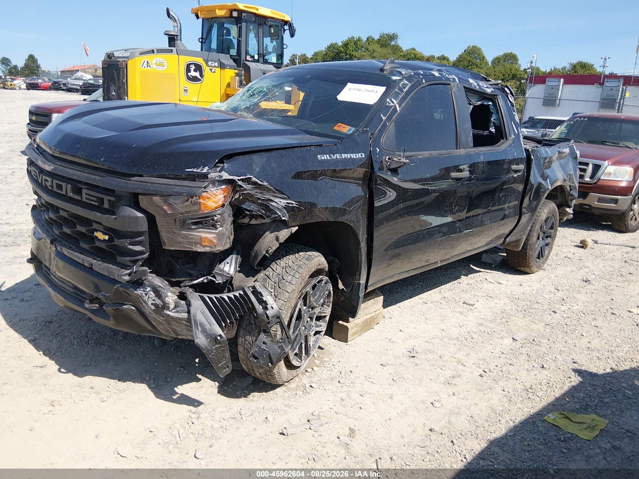 2022 CHEVROLET SILVERADO 1500 4WD  SHORT BED CUSTOM · 2/11