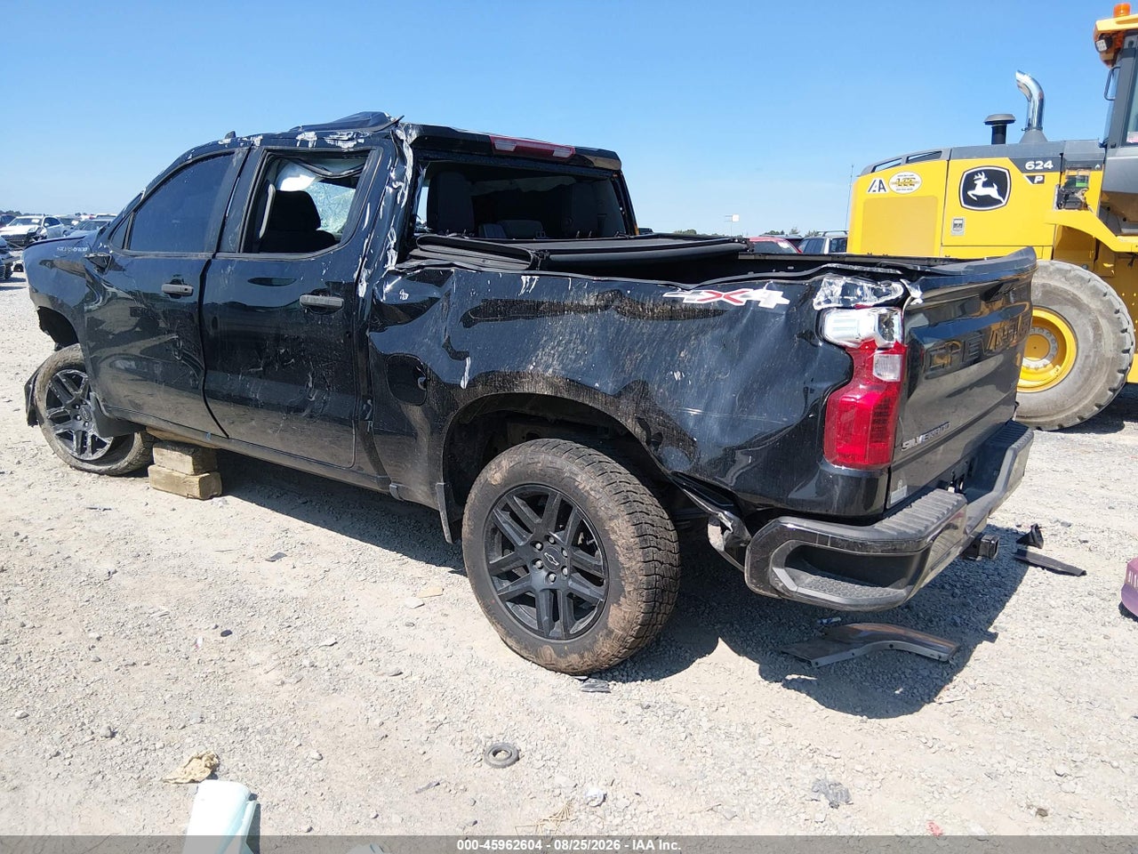 2022 CHEVROLET SILVERADO 1500 4WD  SHORT BED CUSTOM · 3/11