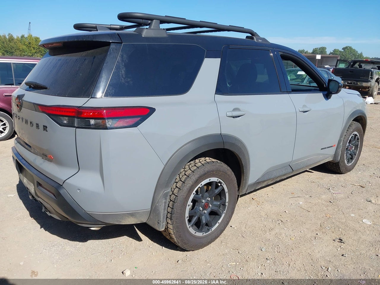2026 NISSAN PATHFINDER ROCK CREEK · 4/11
