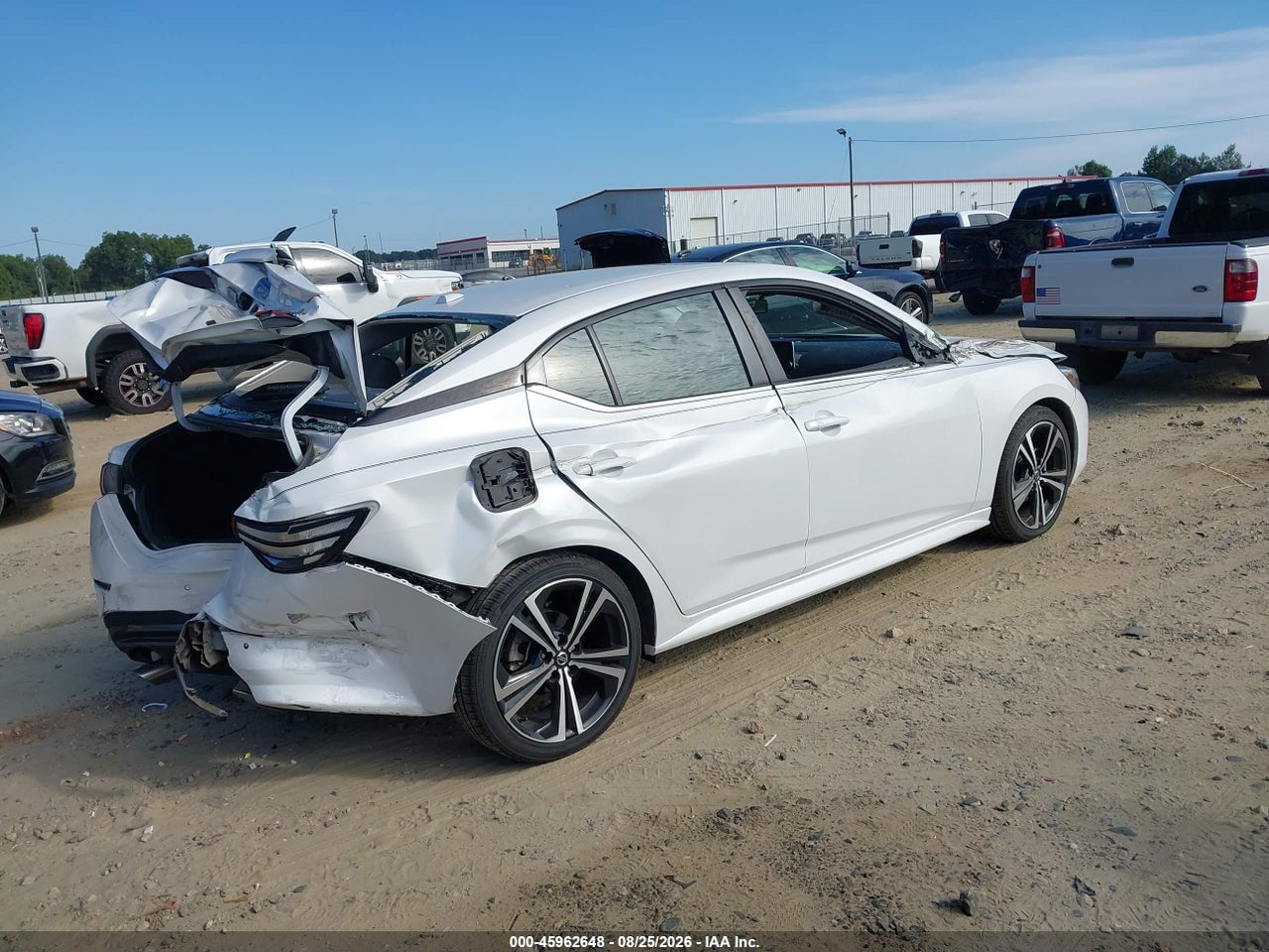 2022 NISSAN SENTRA SR XTRONIC CVT · 4/11