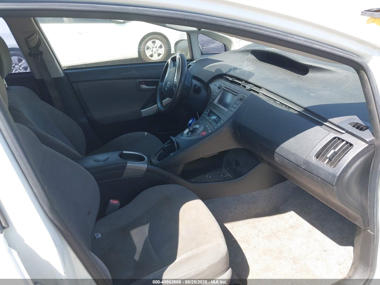 2014 TOYOTA PRIUS TWO · 5/11