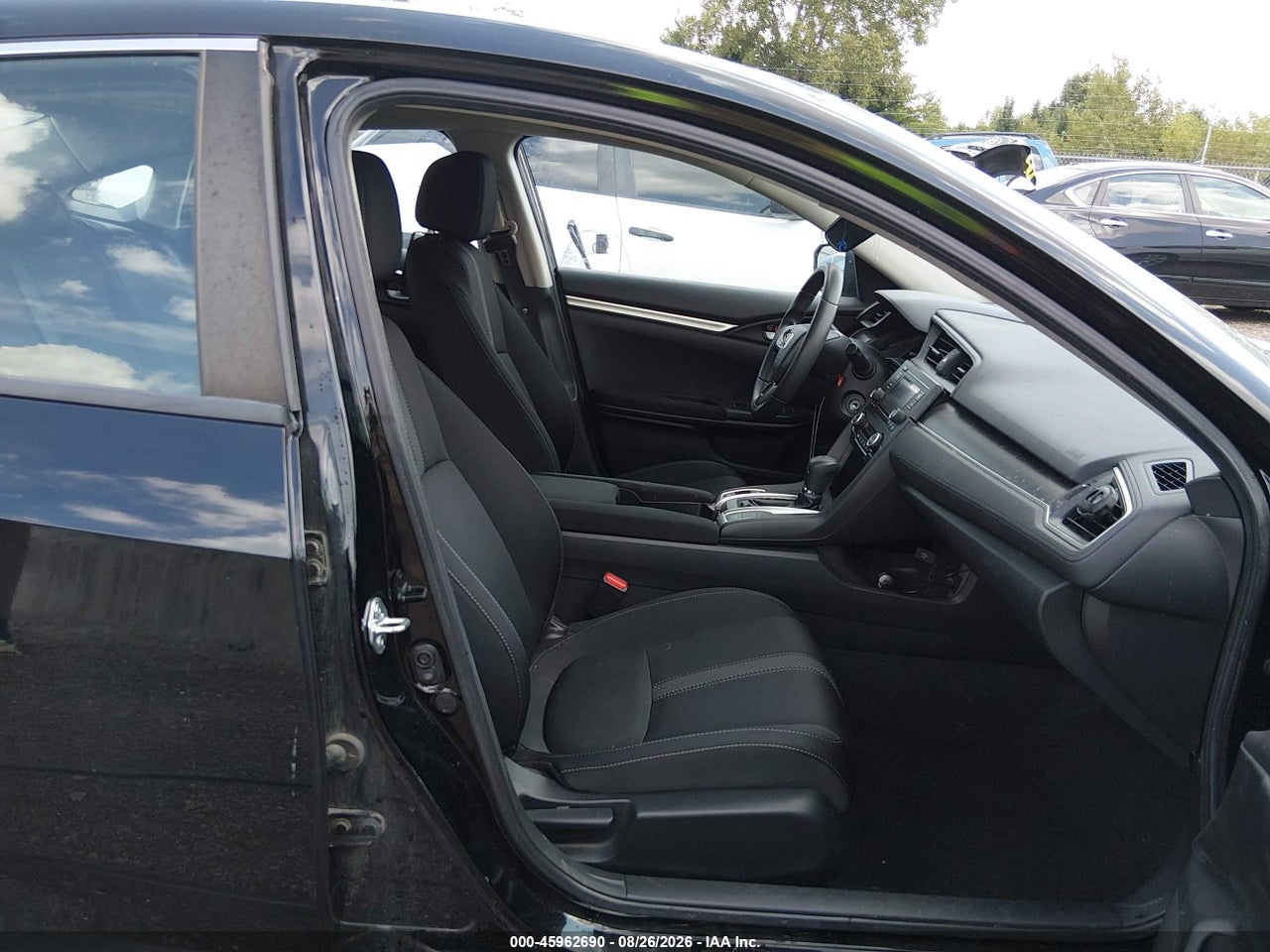 2020 HONDA CIVIC LX · 5/11