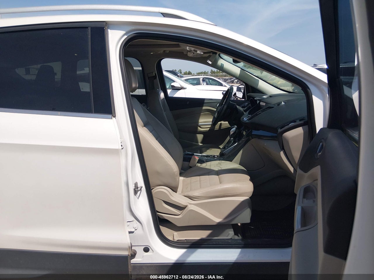 2014 FORD ESCAPE TITANIUM · 5/11