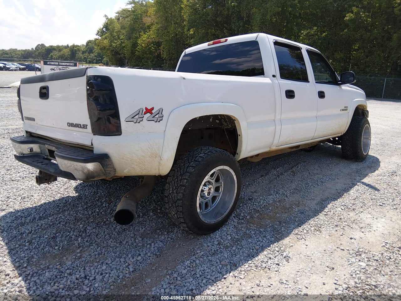 2003 CHEVROLET SILVERADO 2500HD LT · 4/11