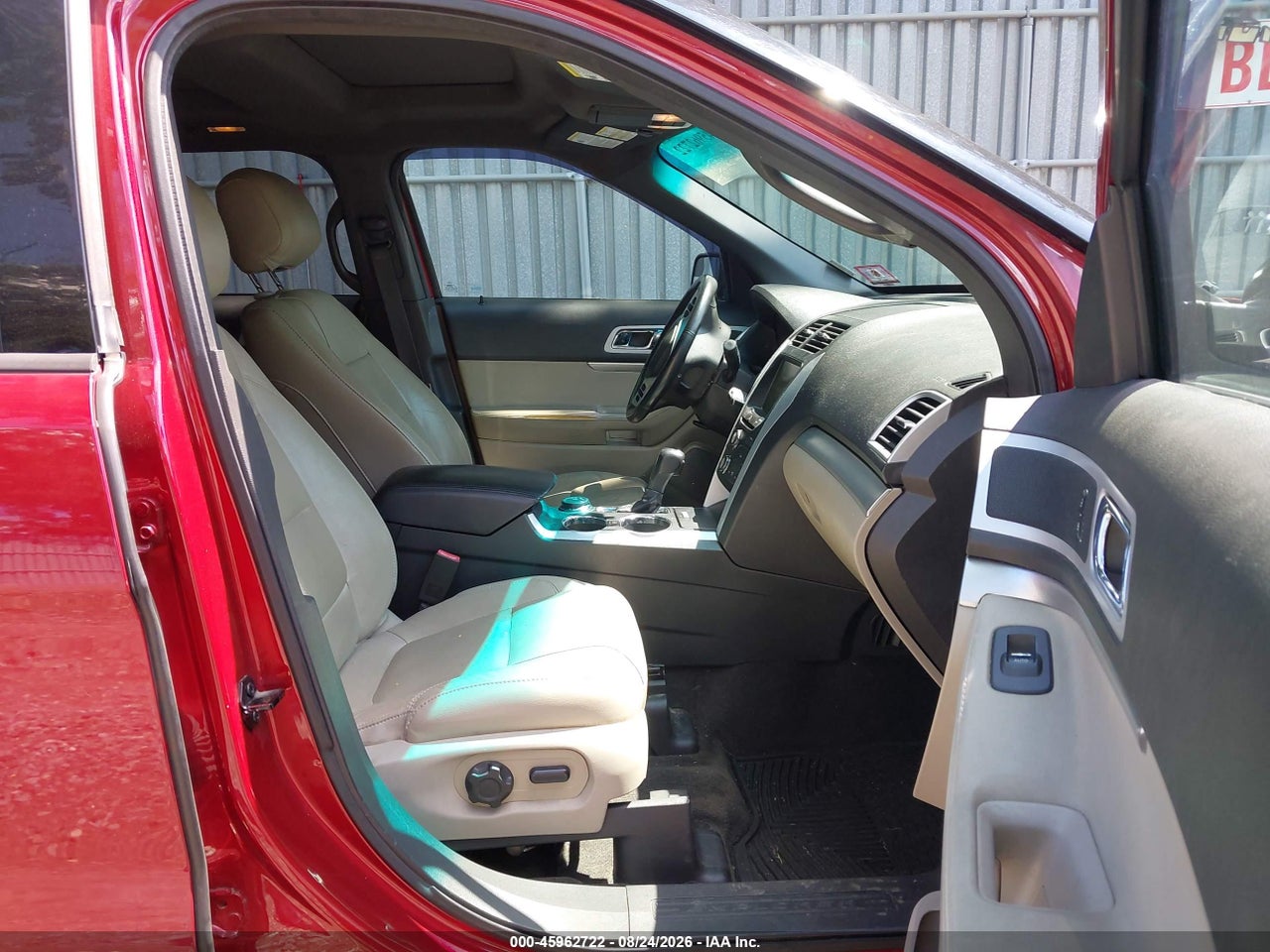 2015 FORD EXPLORER XLT · 5/11