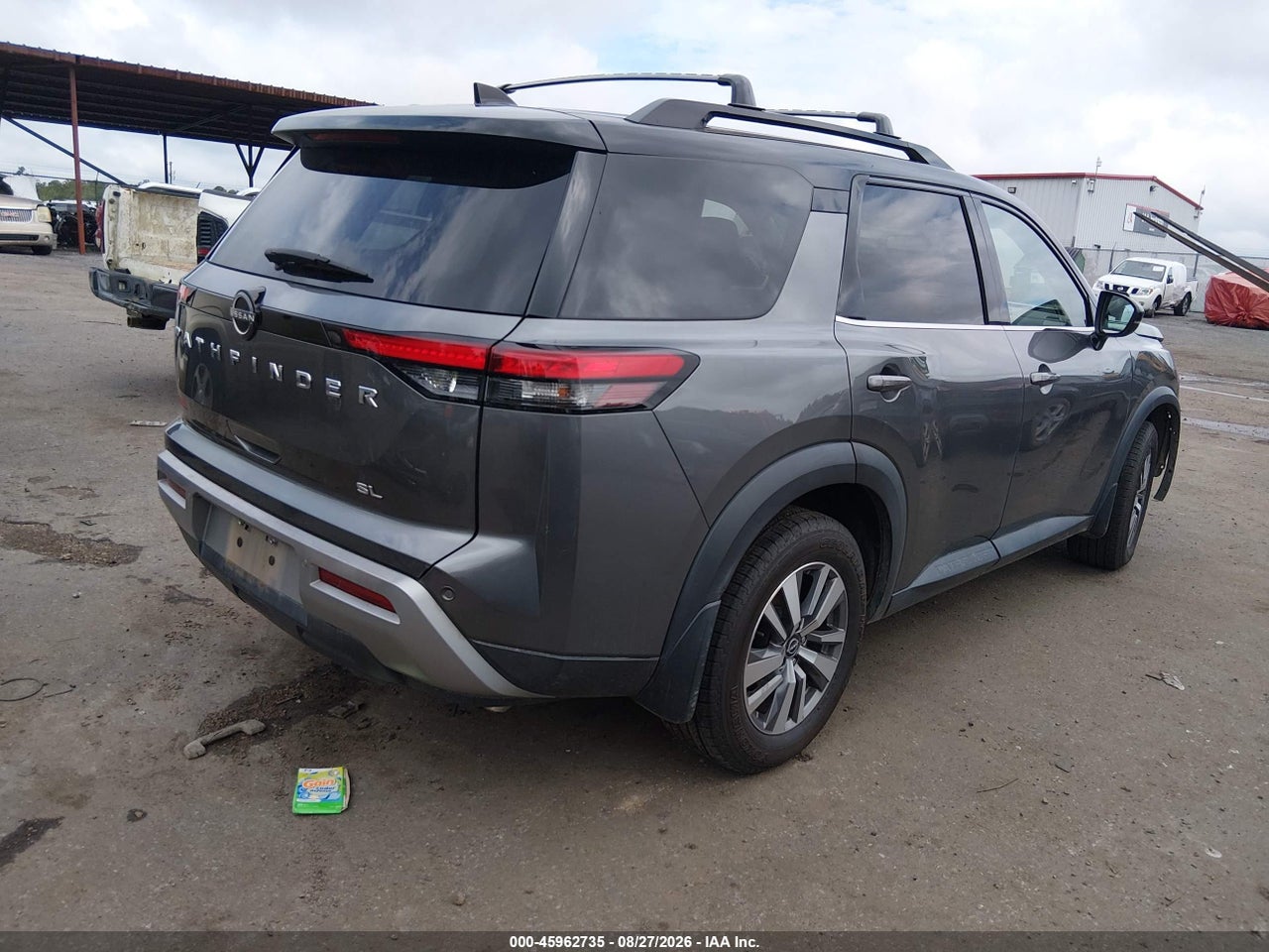 2022 NISSAN PATHFINDER SL 2WD · 4/11