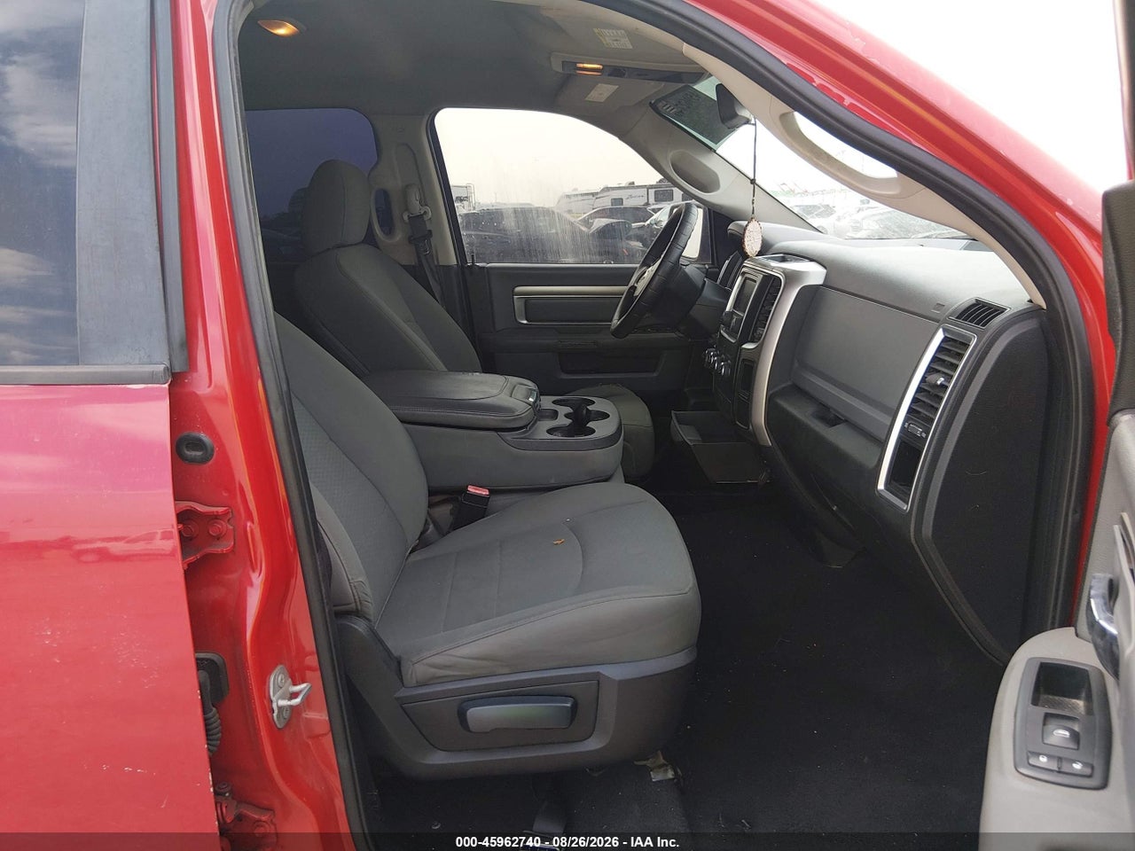 2015 RAM 1500 SLT · 5/11