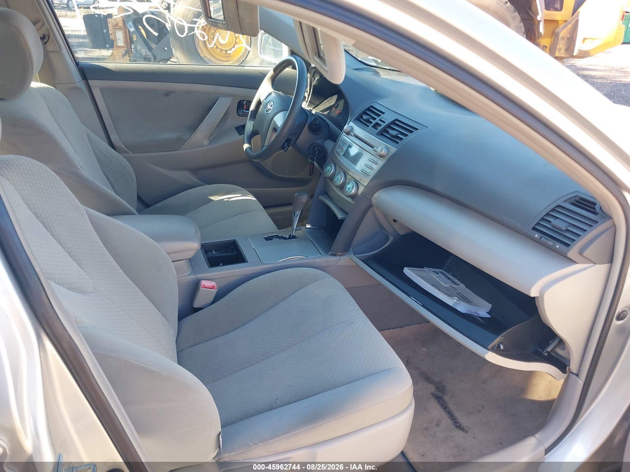 2007 TOYOTA CAMRY LE · 5/10