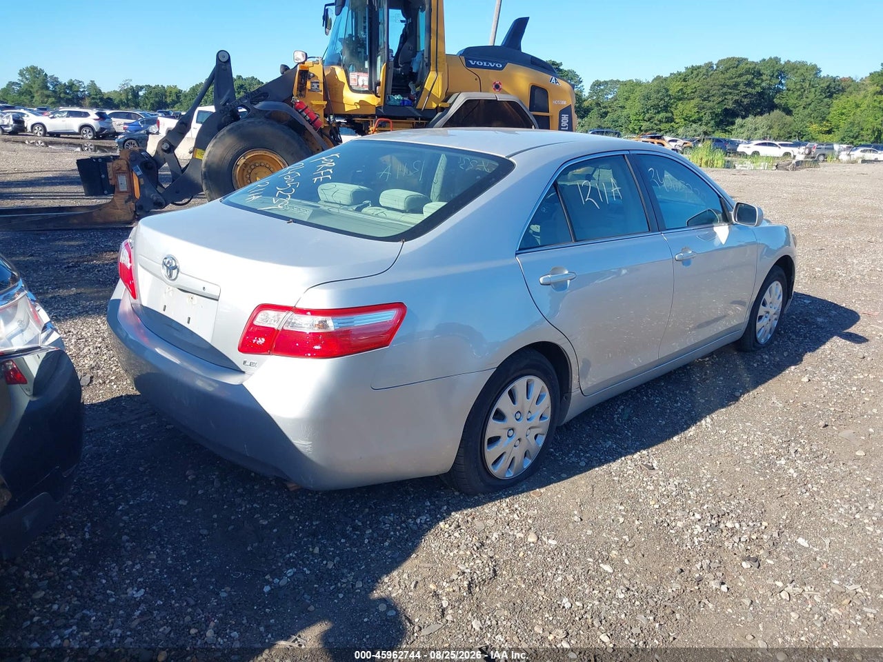 2007 TOYOTA CAMRY LE · 4/10
