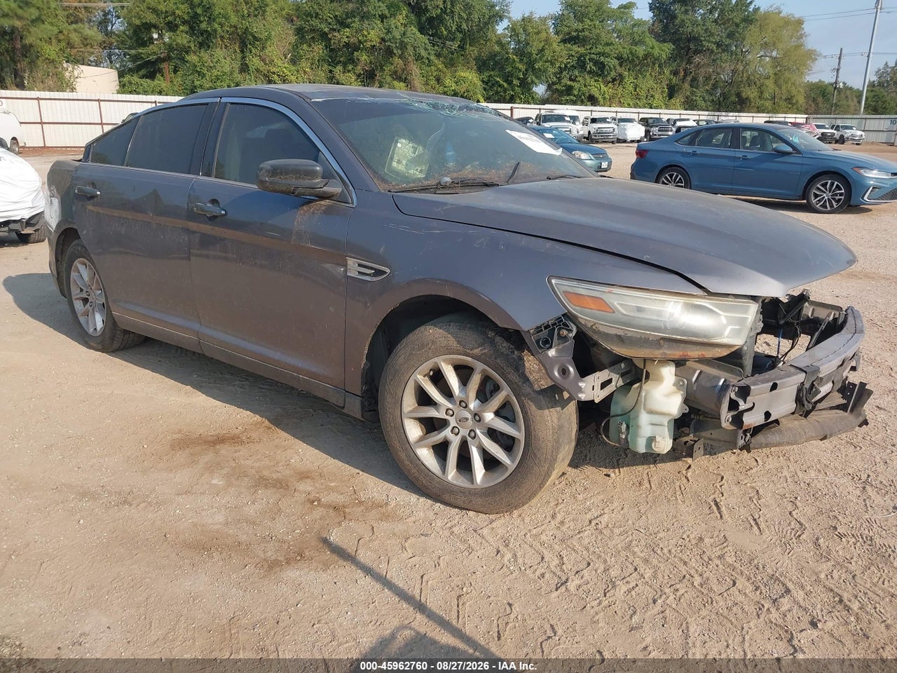2013 FORD TAURUS SE