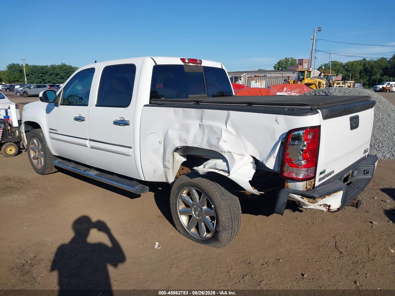 2011 GMC SIERRA 1500 DENALI · 6/11