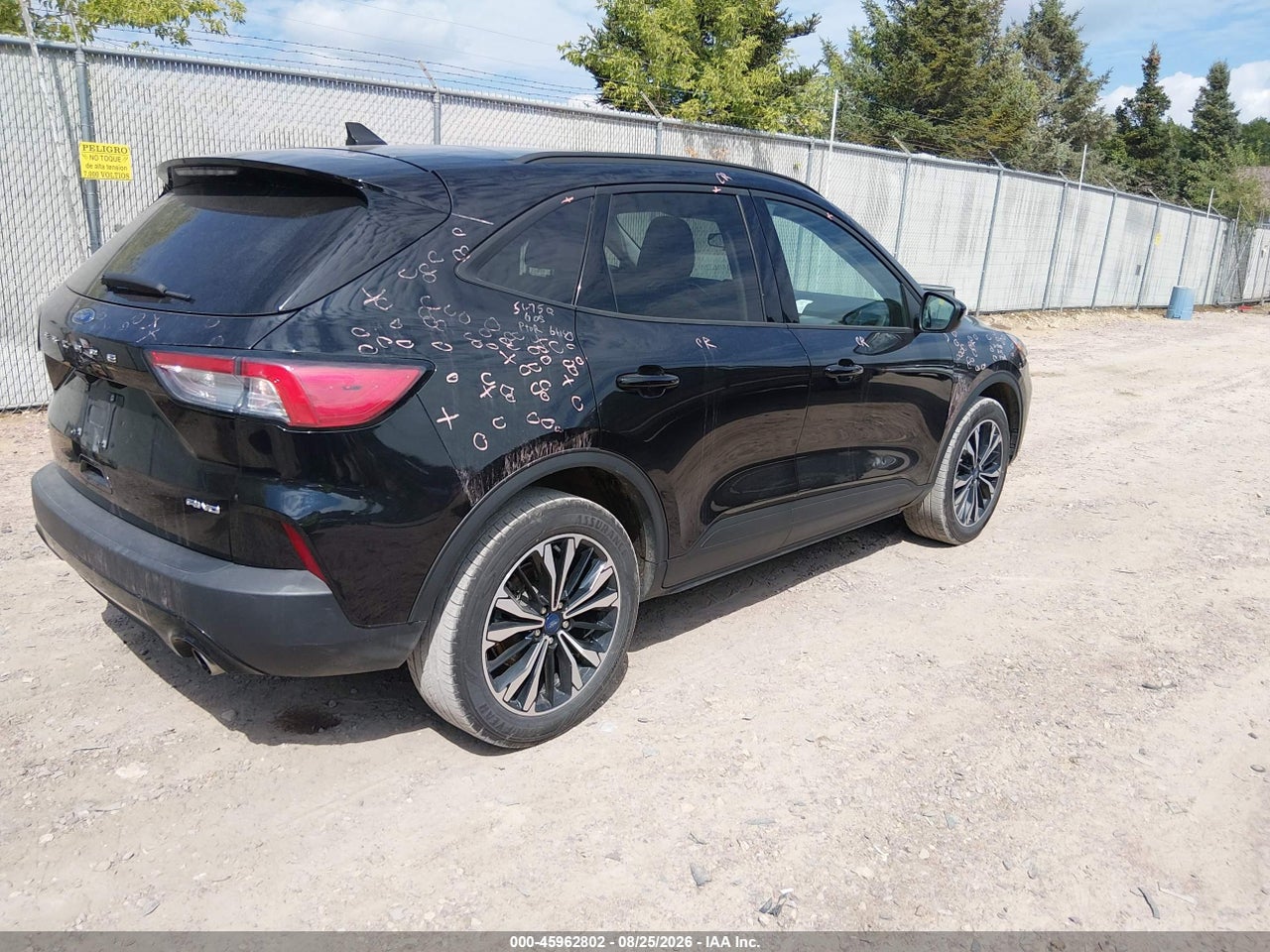 2022 FORD ESCAPE SE · 4/11