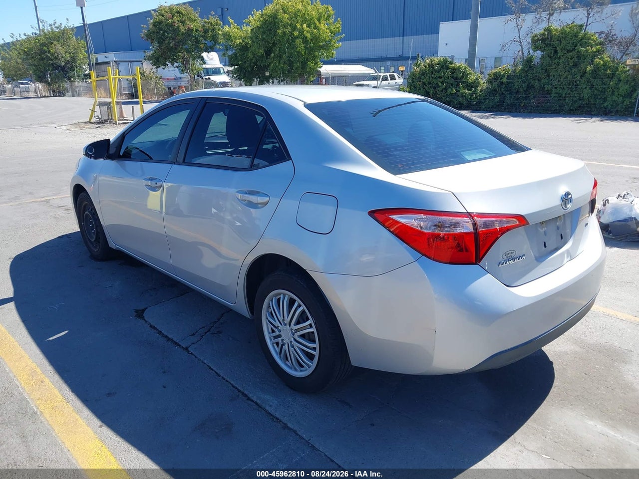 2017 TOYOTA COROLLA LE · 3/11