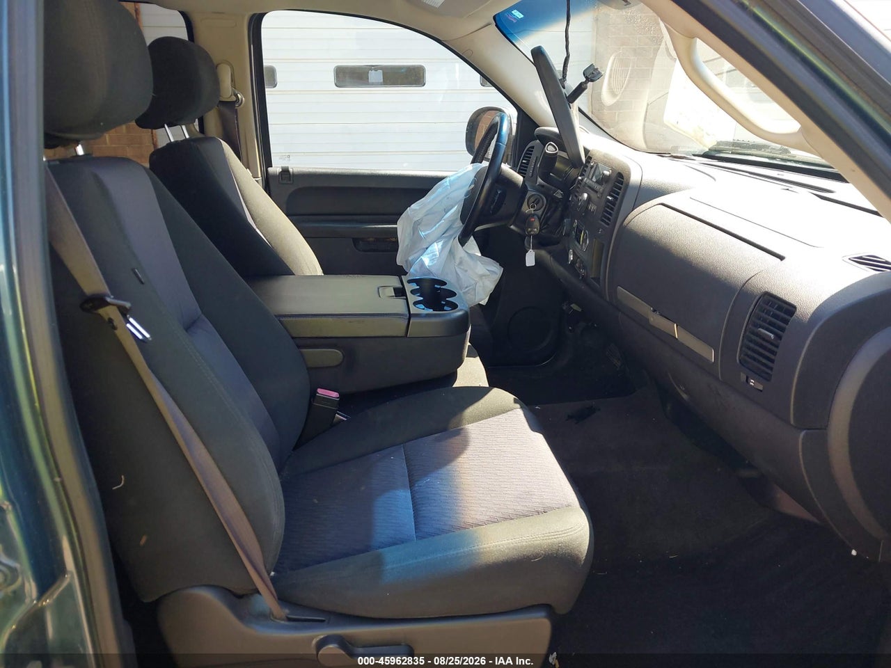 2010 CHEVROLET SILVERADO 1500 LT · 5/11