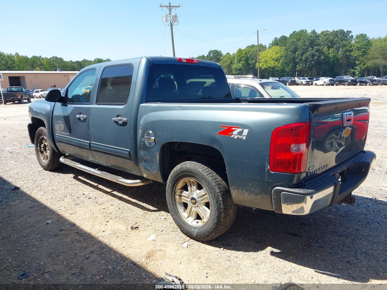 2010 CHEVROLET SILVERADO 1500 LT · 3/11